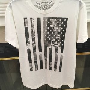 Express Graphic Tee